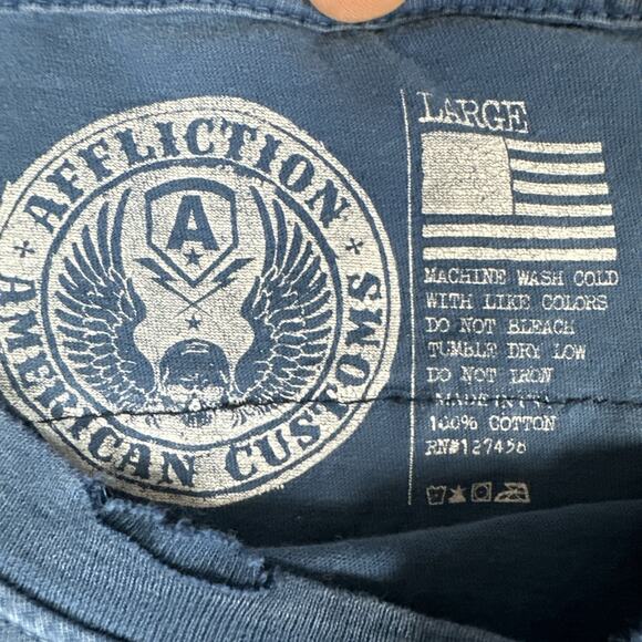 Affliction Shirt Mens L Blue Slim Fit Rope Stitch Skull Double Sided Tee Y2K - Picture 5 of 7